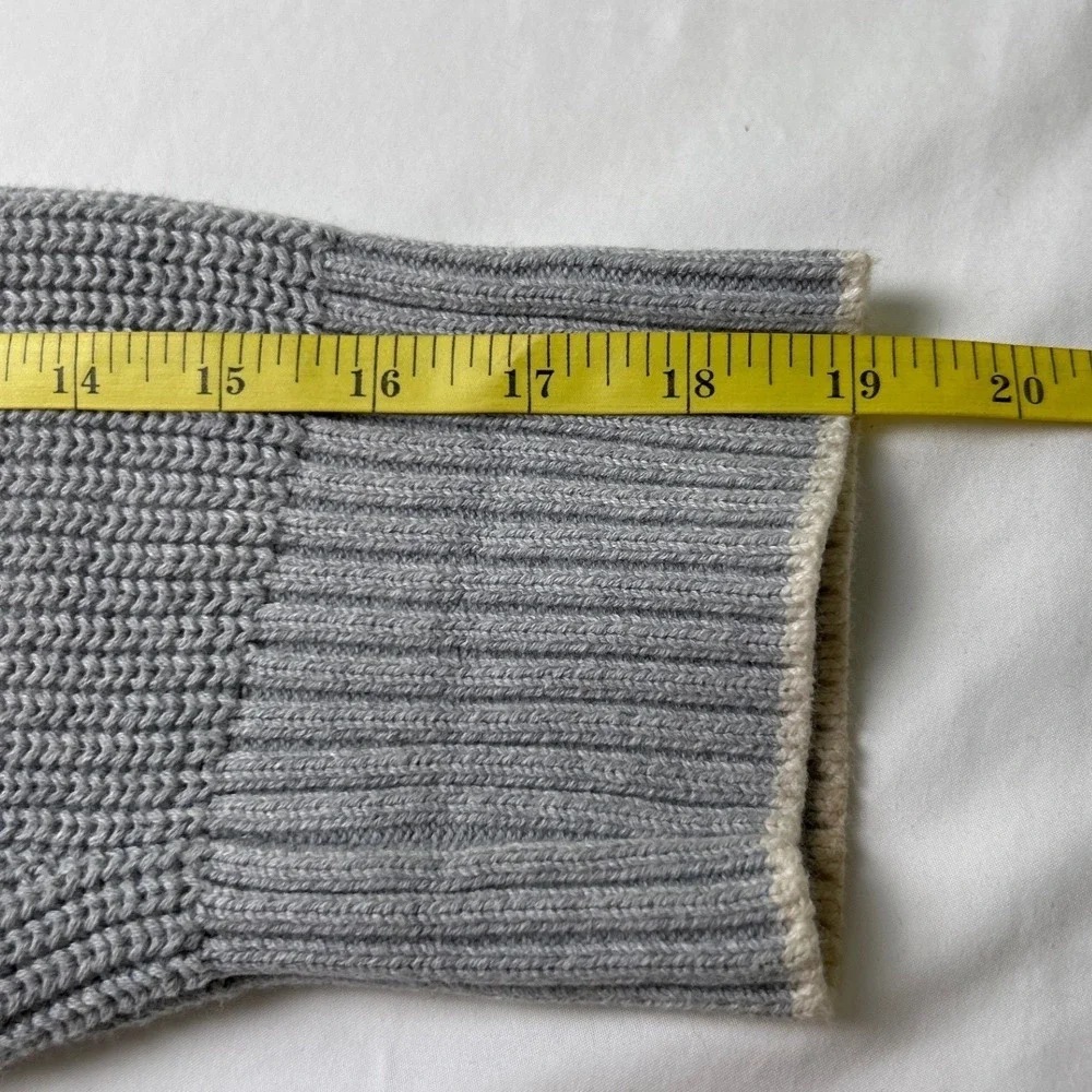 Old Navy Womens Grey Knit Cotton Cardigan Sweater Size XXL Tennis Varsity Preppy - Picture 7 of 8